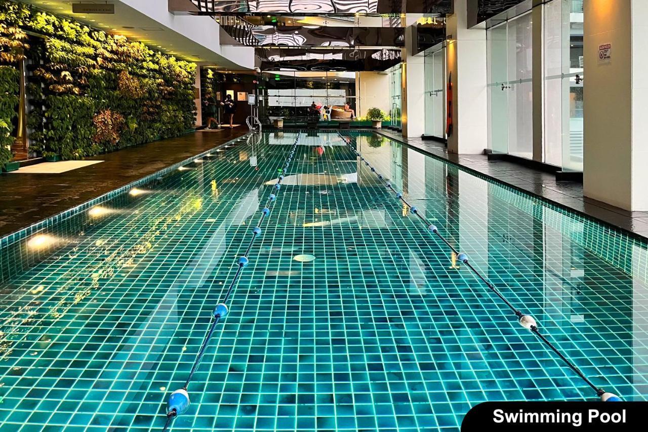 The Gramercy Residences Manila Esterno foto