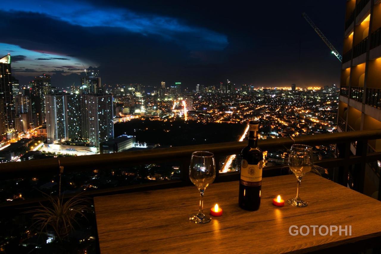 The Gramercy Residences Manila Esterno foto